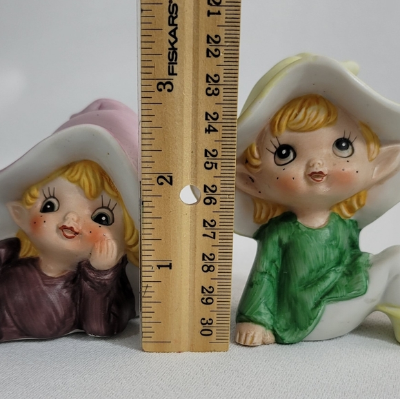 (2) Vtg Pixie Elves Porcelain Shelf Sitter Figures - Picture 4 of 11